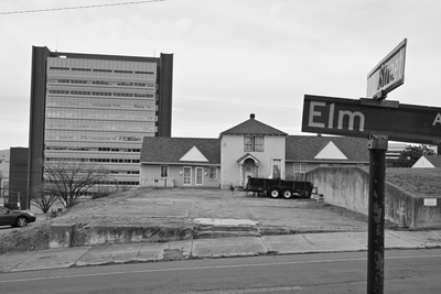 121 Elm Ave