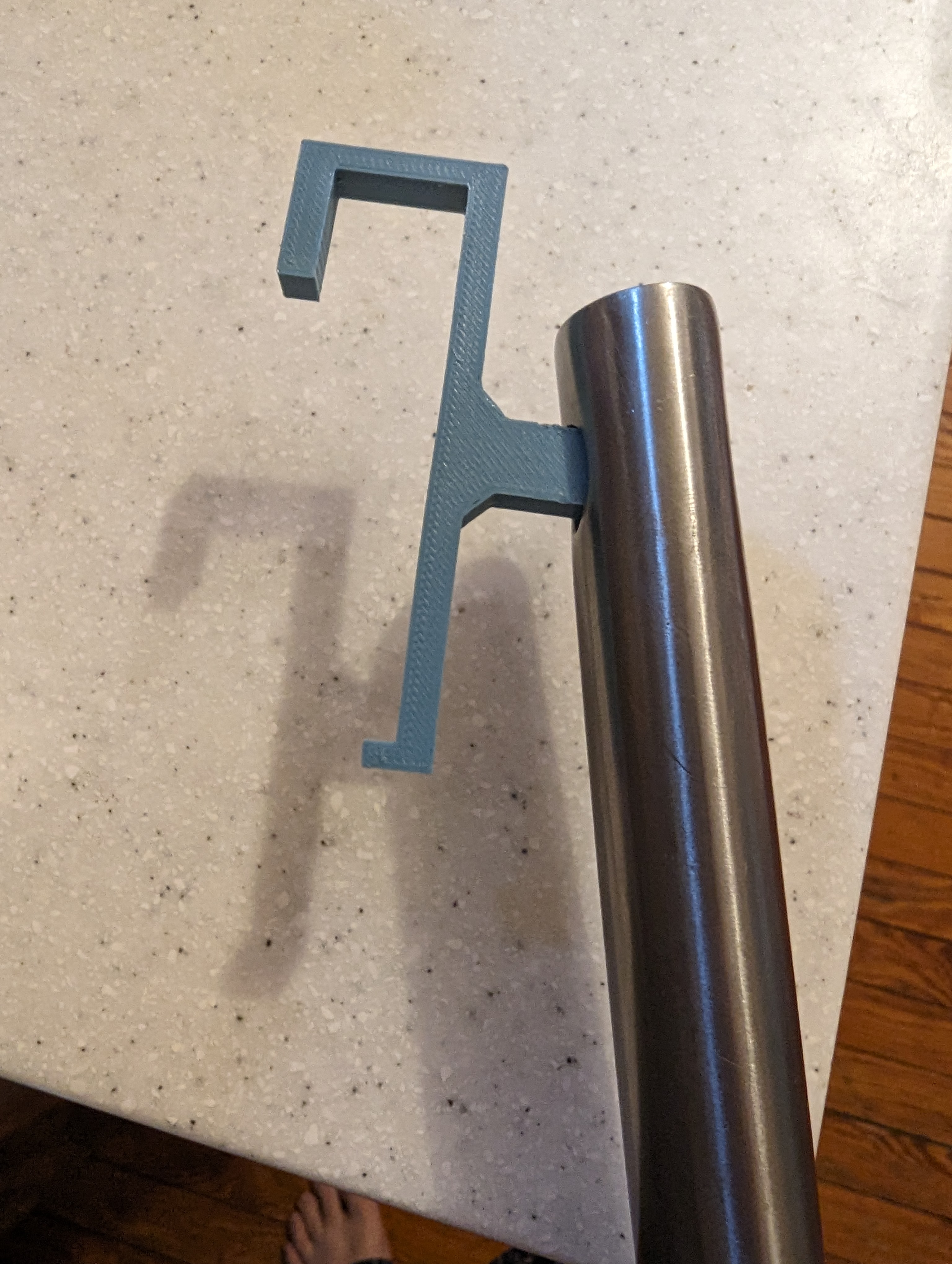 Medium sized hook
